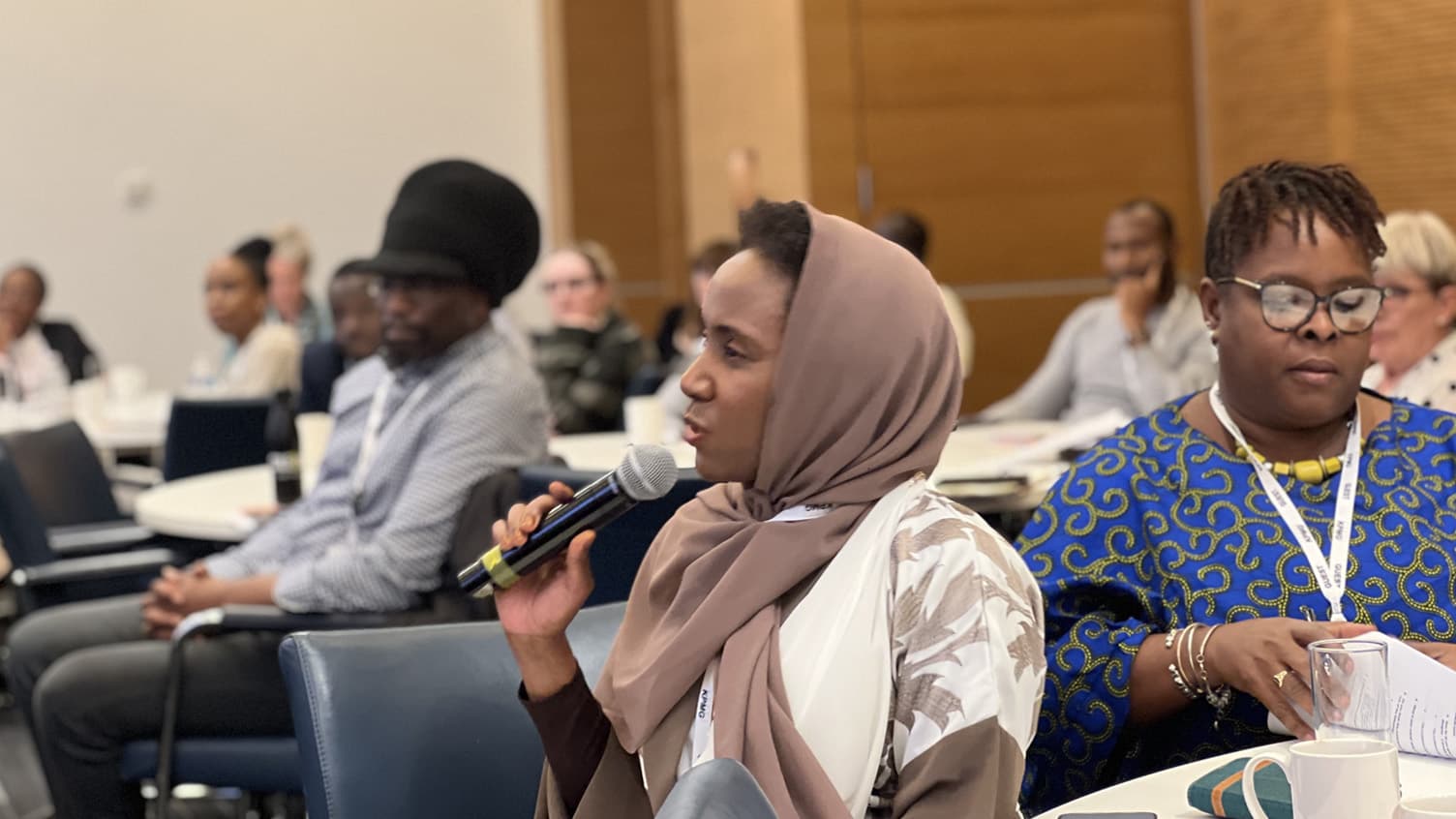 Delegate asking a question at a BME Leadership Network event